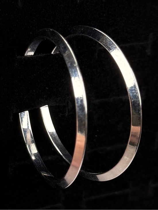 Jewelry - Vintage Large Silvertone open hoop Pierced earrings
